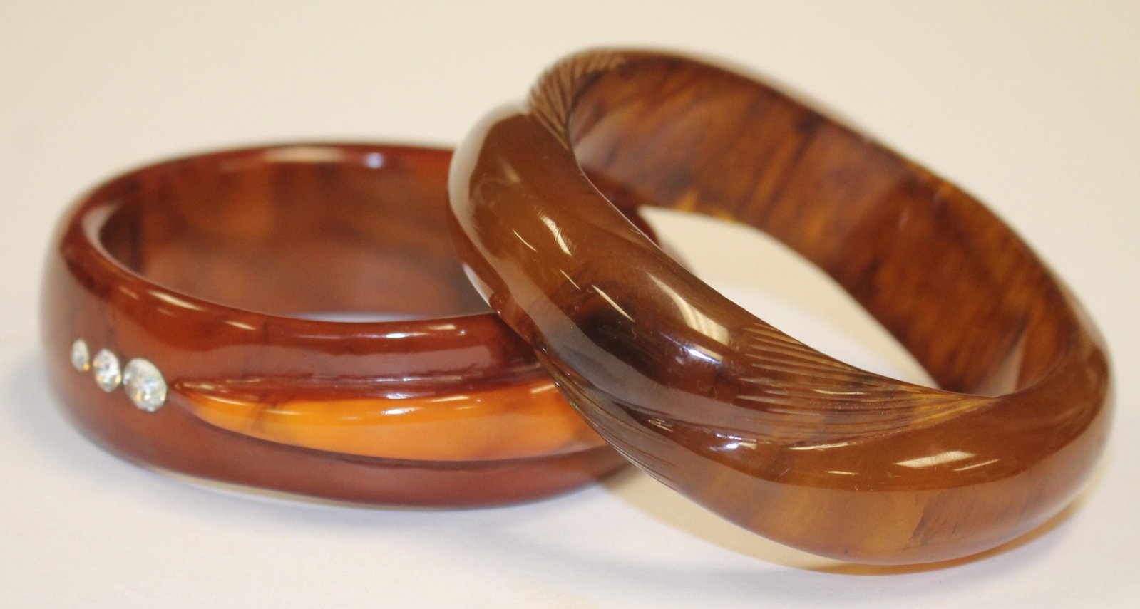 Vintage Bakelite peanubutter bangle bracelets - 1 w: Vintage Bakelite peanubutter bangle bracelets - 1 w rhinestones - 3 1/4" diam