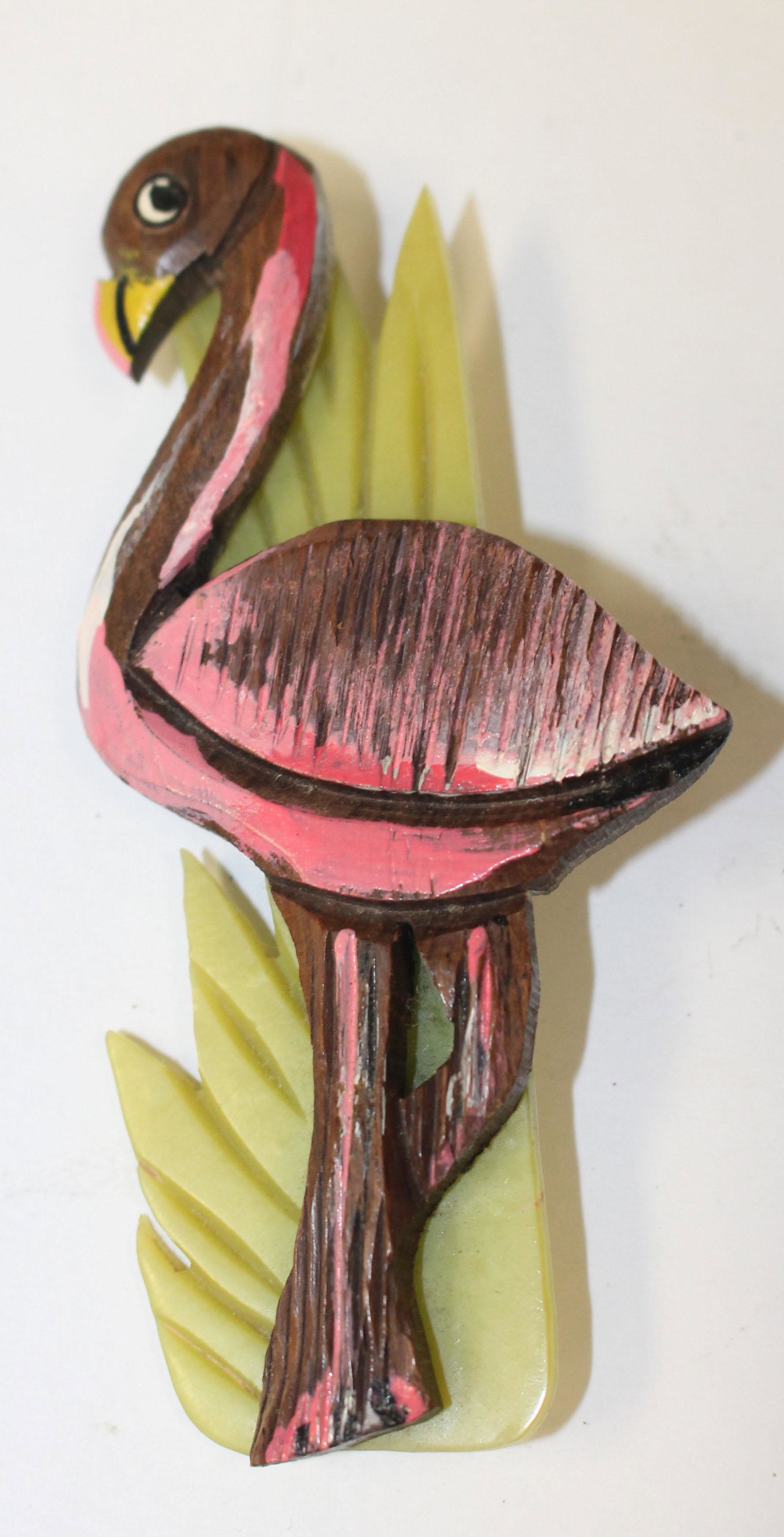 Vintage Bakelite & wood carved & painted flamingo pin -: Vintage Bakelite & wood carved & painted flamingo pin - 4"