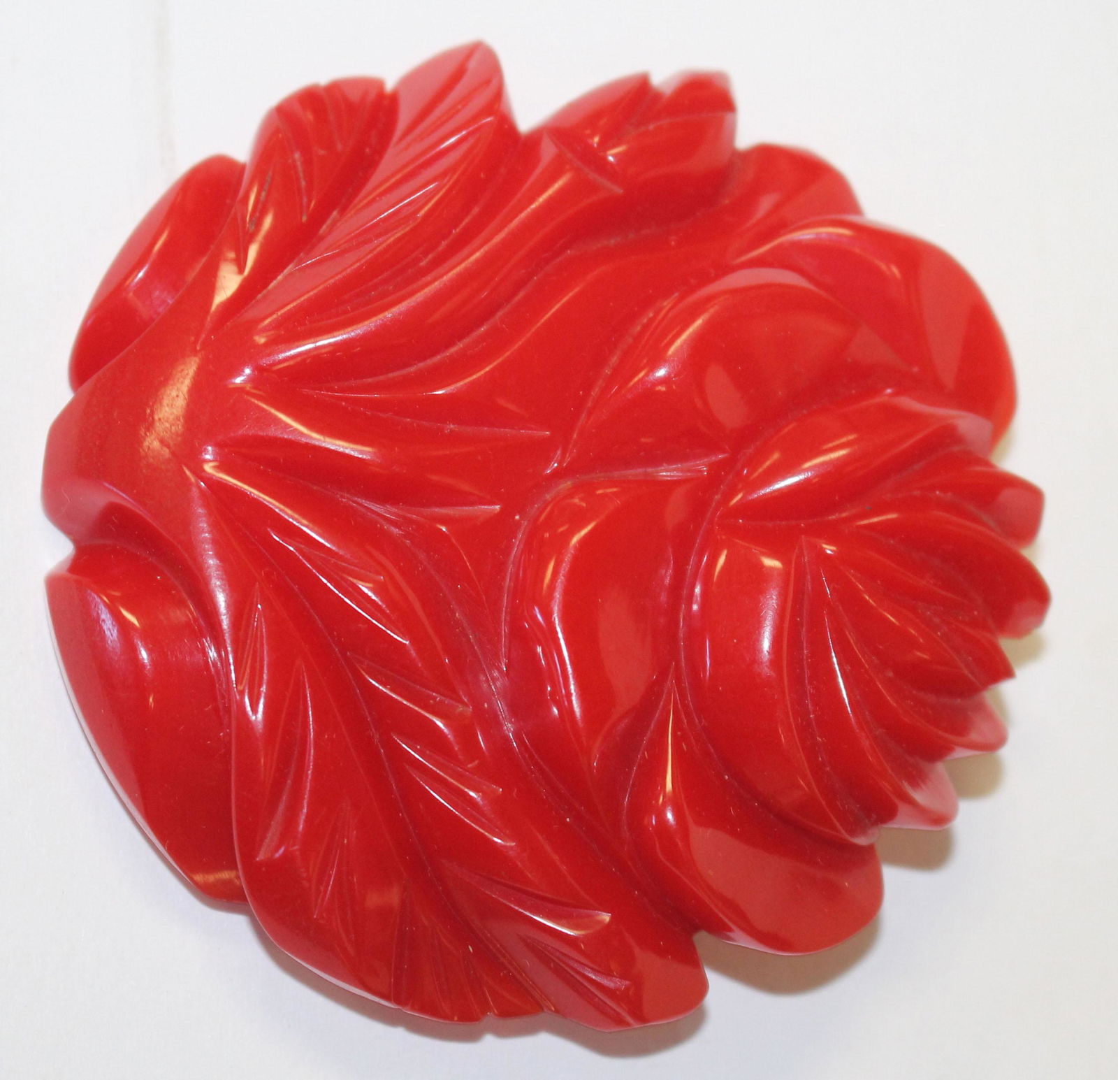 Vintage Bakelite carved red floral pin - 2 1/2" diam (1 of 2)