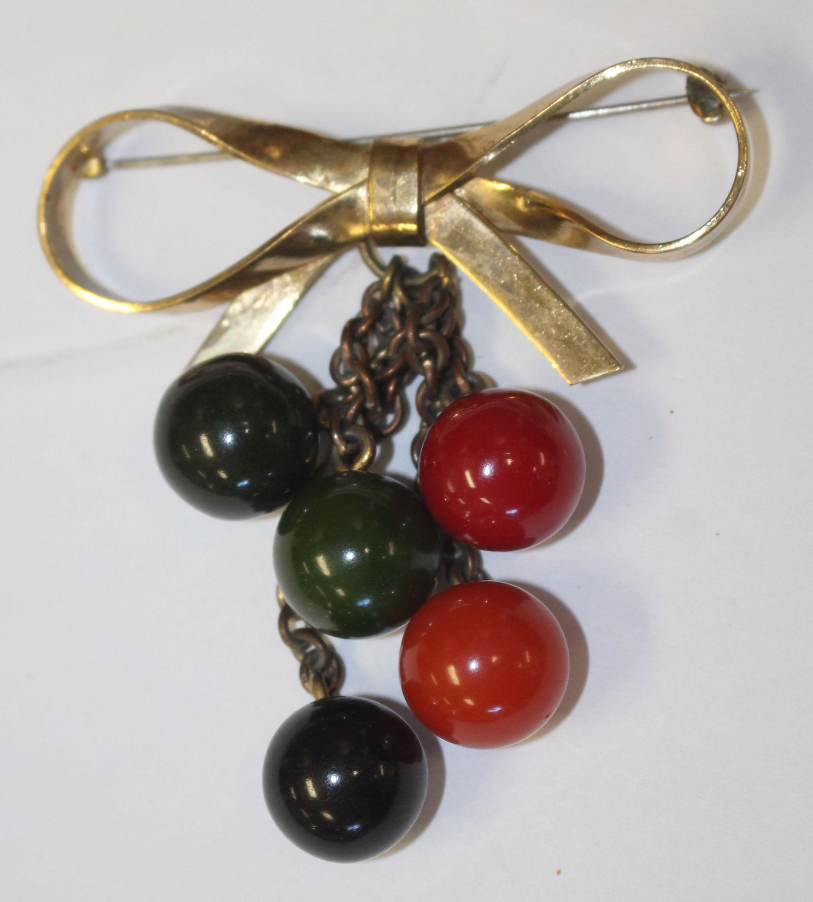 Vintage Bakelite & gold plated bow pin w multi color (1 of 2)