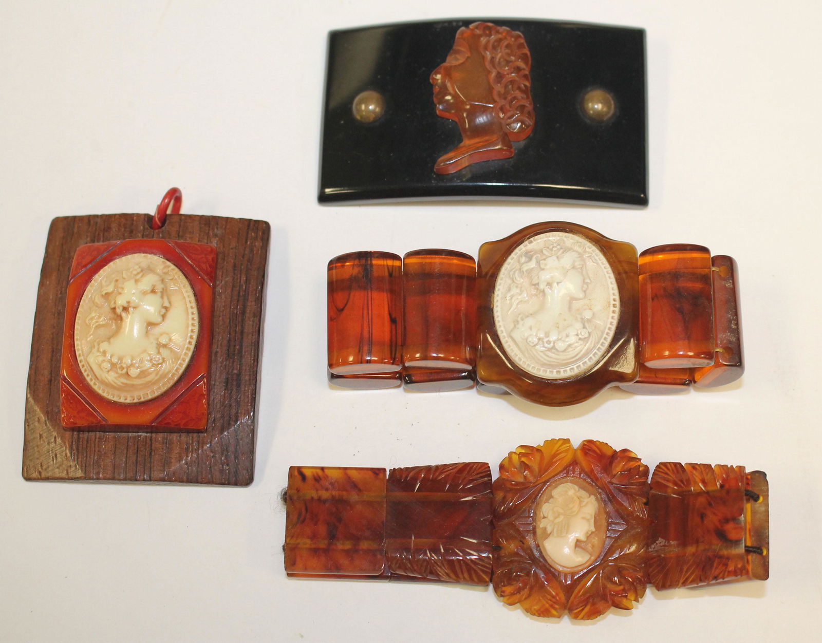 lot of 4 Vintage Bakelite cameo pieces incl 2 stretch (1 of 6)