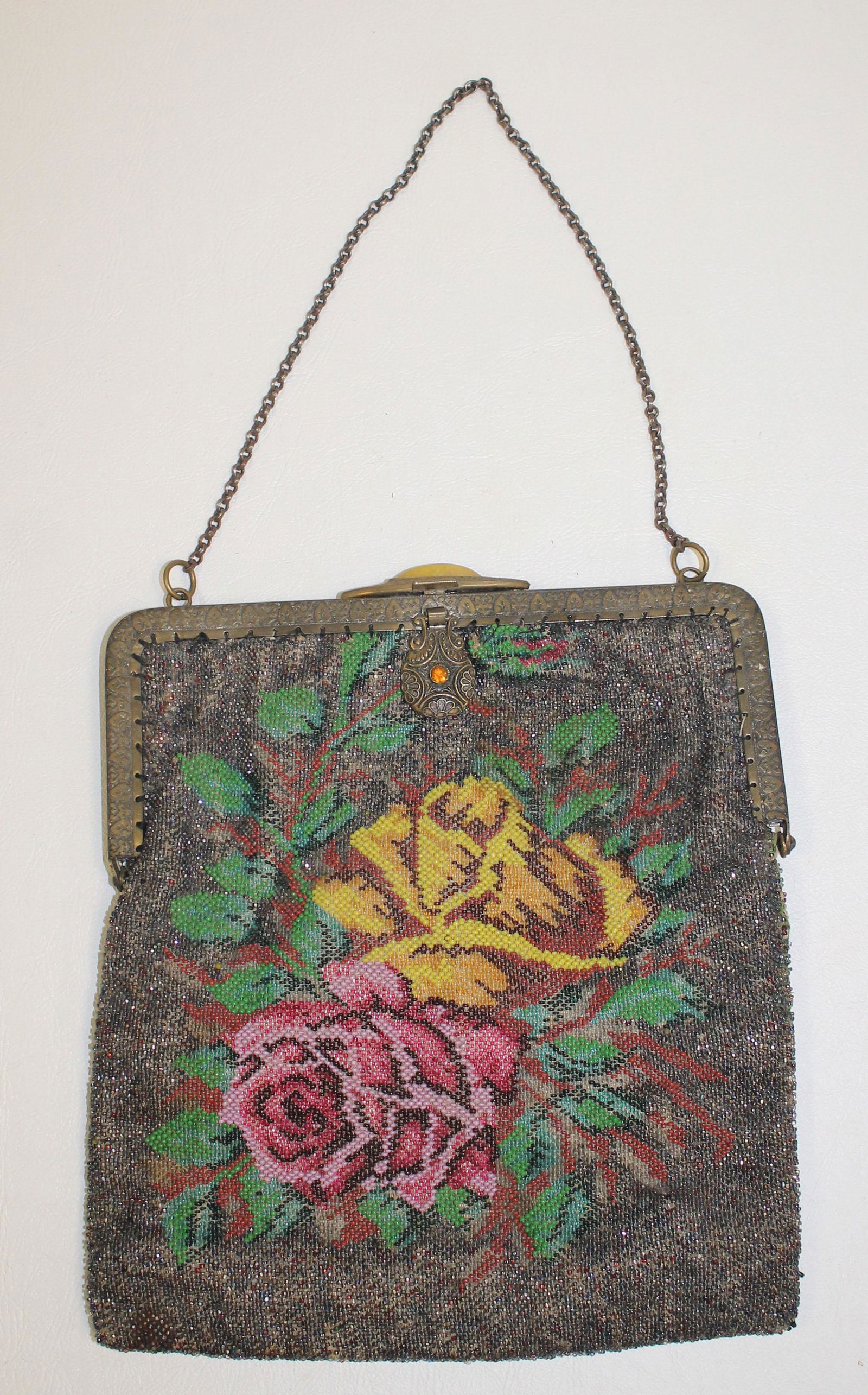Beautiful vintage beaded purse w floral dec - approx 7" (1 of 5)