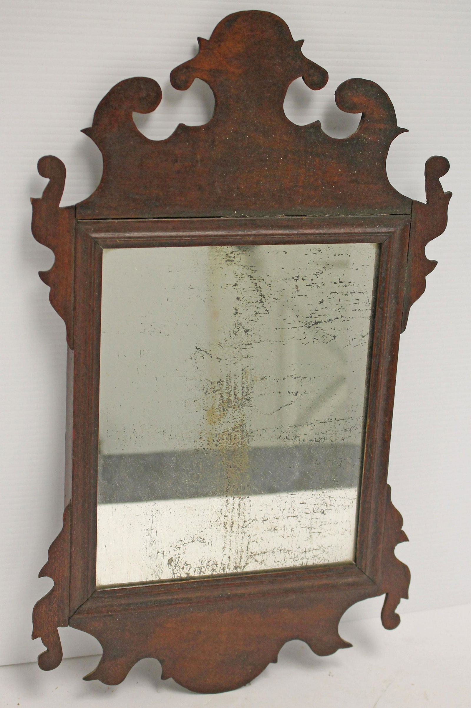Antique small mahogany Chippendale mirror - 20" tall x: Antique small mahogany Chippendale mirror - 20" tall x 11 3/4" wide