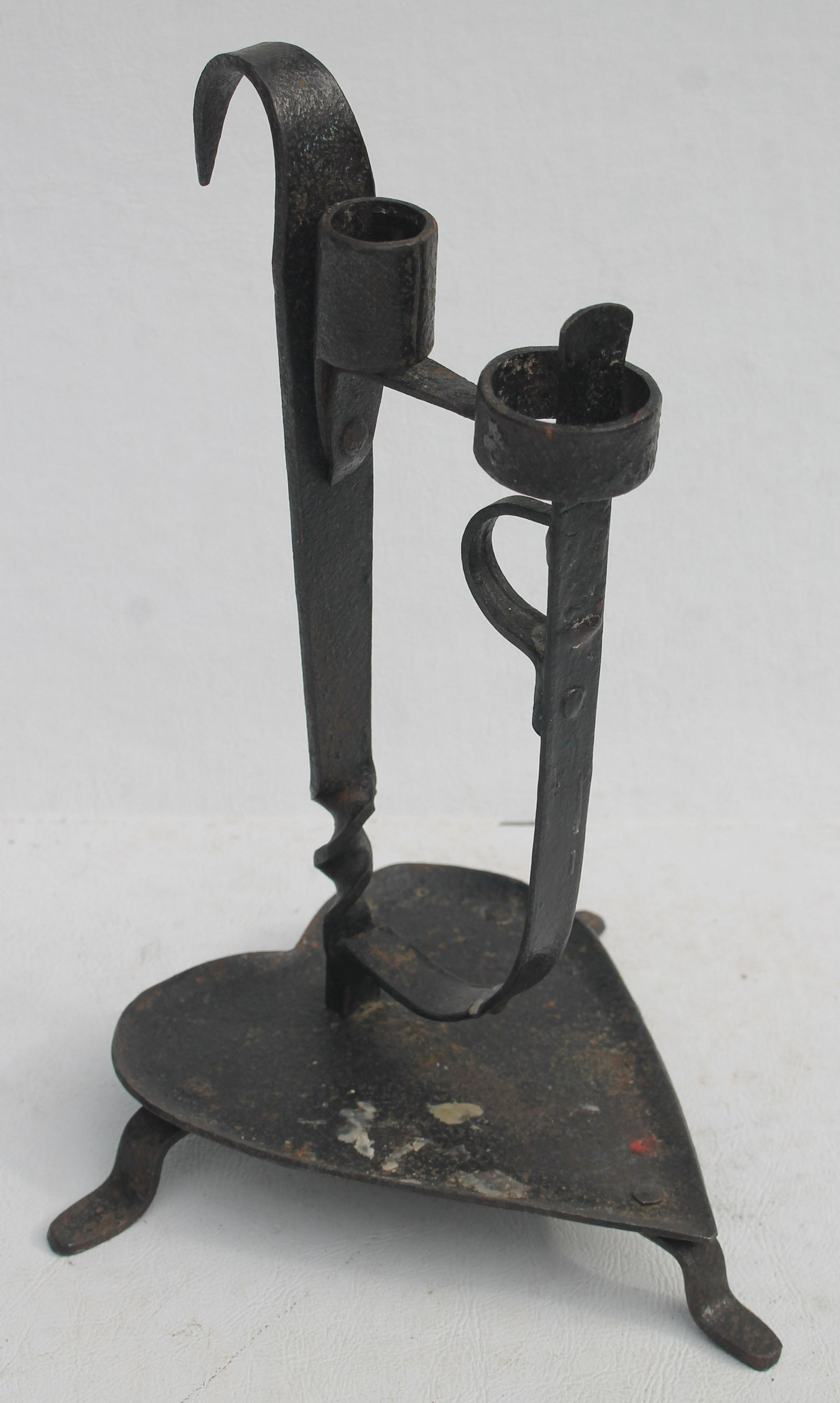 Antique iron rush light on heart shaped base - 9 1/4": Antique iron rush light on heart shaped base - 9 1/4" tall