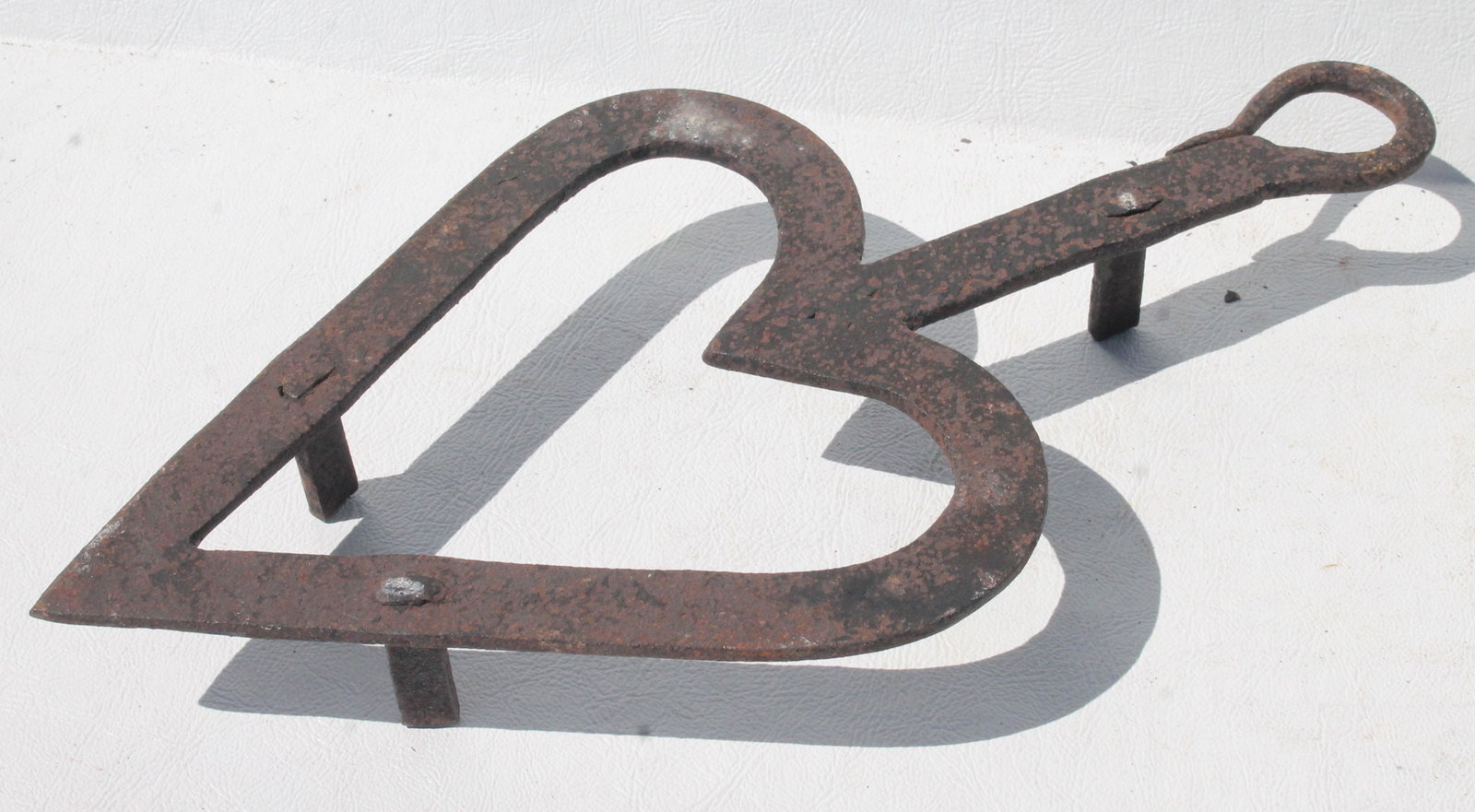 antique heart form iron trivet: antique heart form iron trivet