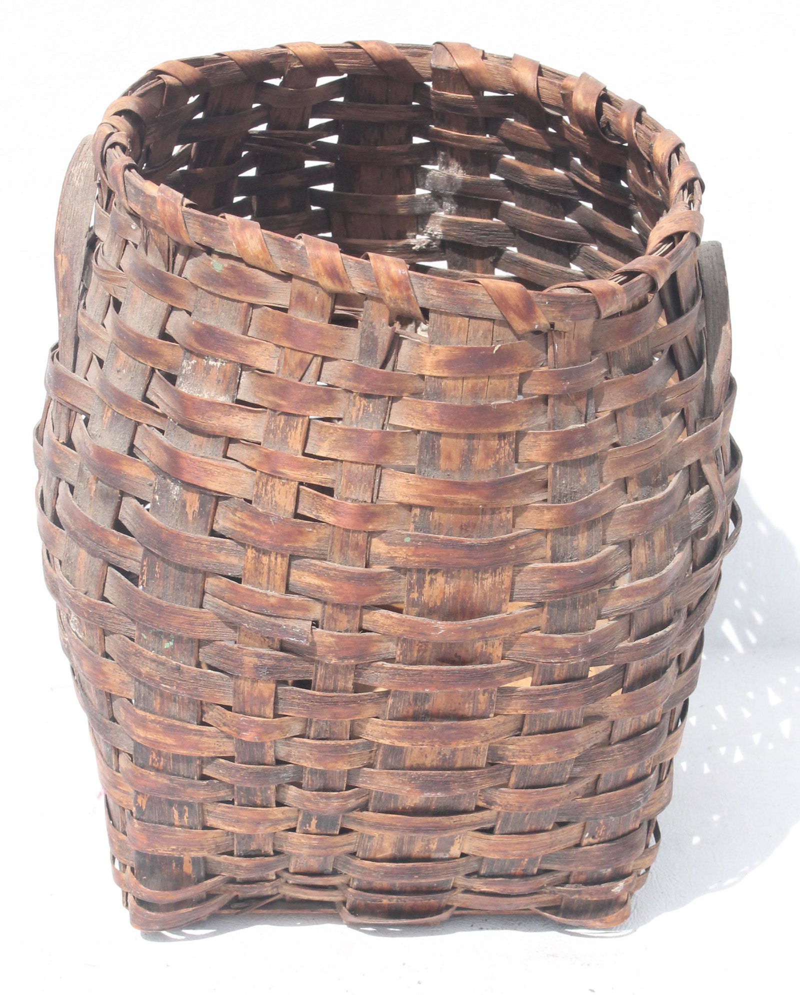 antique 2 handled basket in old surface w clothes pins: antique 2 handled basket in old surface w clothes pins - approx 8" tall x 7" bulbous