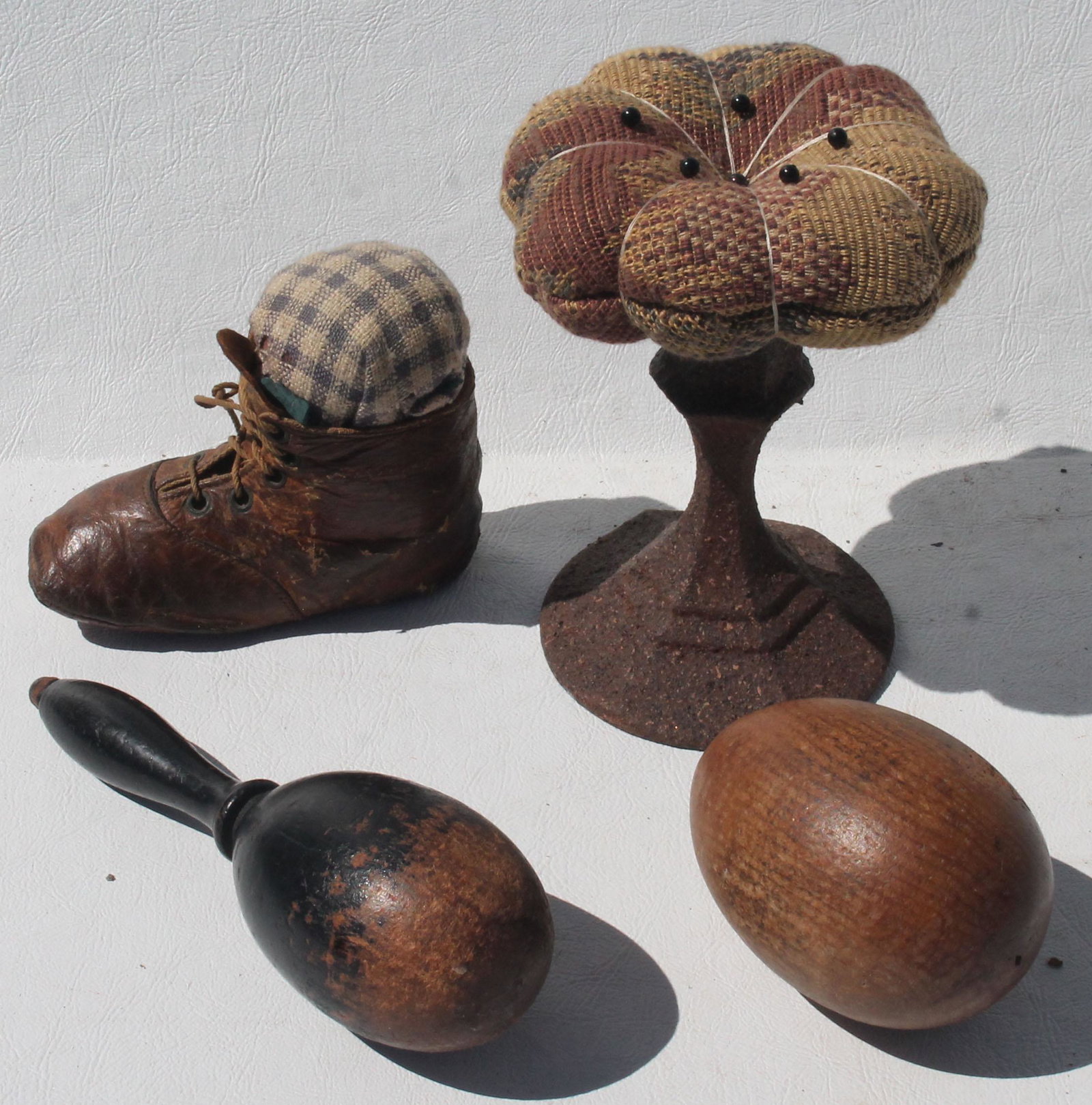 Antique sewing lot incl 2 pin cushions & 2 wooden sock: Antique sewing lot incl 2 pin cushions & 2 wooden sock darning eggs