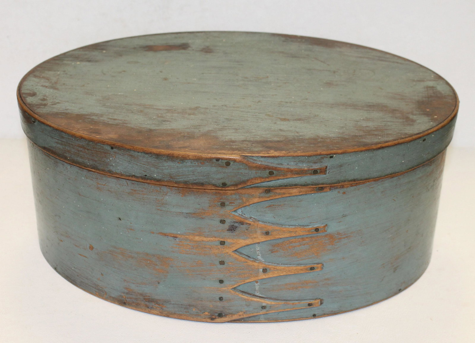 19thC Shaker oval 5 fingered pantry box in old blue: 19thC Shaker oval 5 fingered pantry box in old blue paint - 13 1/2"X9 1/2"X5 3/4" tall