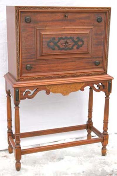 early 20th C mahog inlaid fall front stretcher base