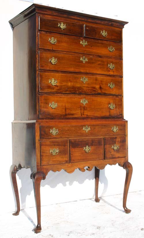 Exceptional unmarried QA ca 1770 MA or NH maple (w