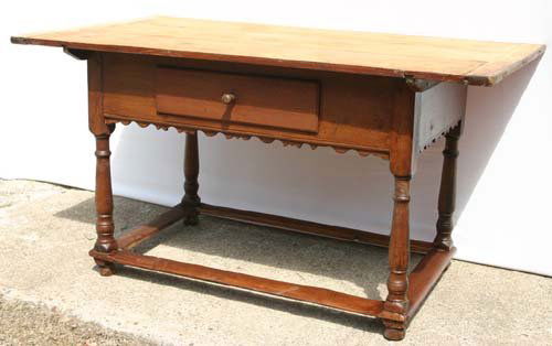 Very early ca 1720 PA walnut stretcher based 1 dra: Very early ca 1720 PA walnut stretcher based 1 drawer tavern table (similar to one pictured in Wallace Nutting) w dovetailed top for cleat and desirable linen fold type scalloped skirt