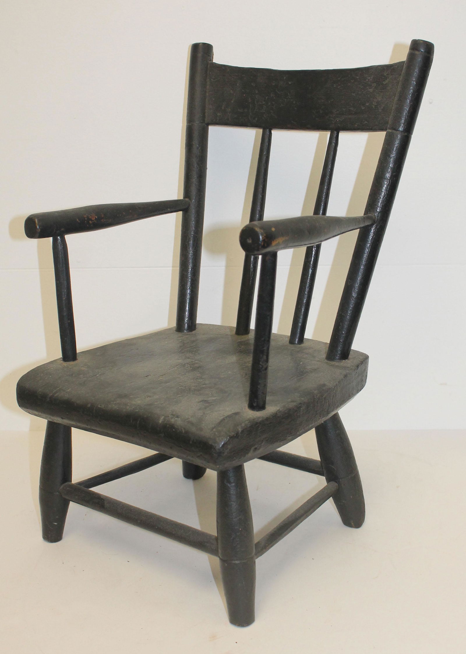 Child size Windsor armchair in black paint - (1 of 4)