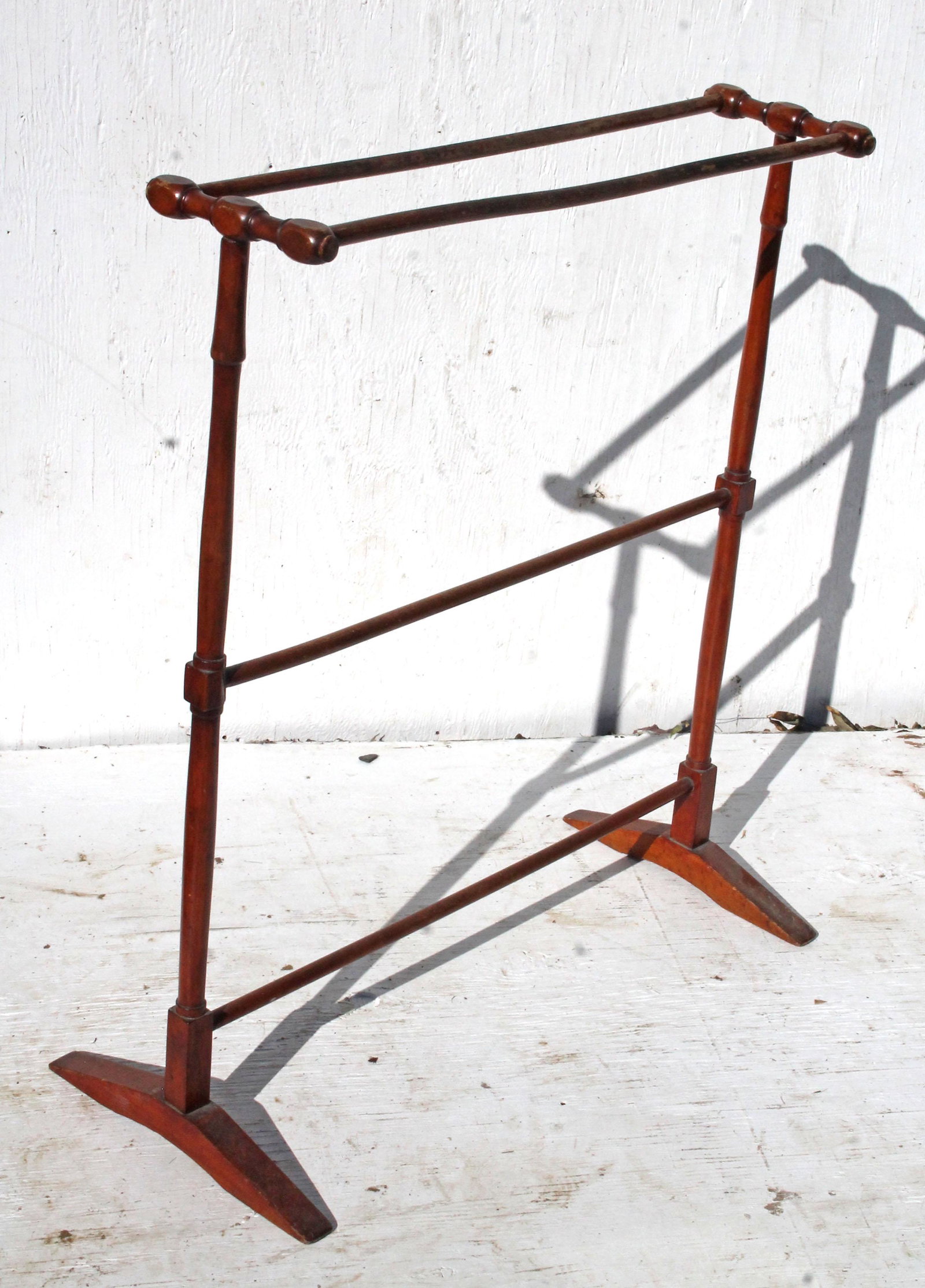 Antique shoe ft towel rack - 29 1/4" tall x 24" wide: Antique shoe ft towel rack - 29 1/4" tall x 24" wide