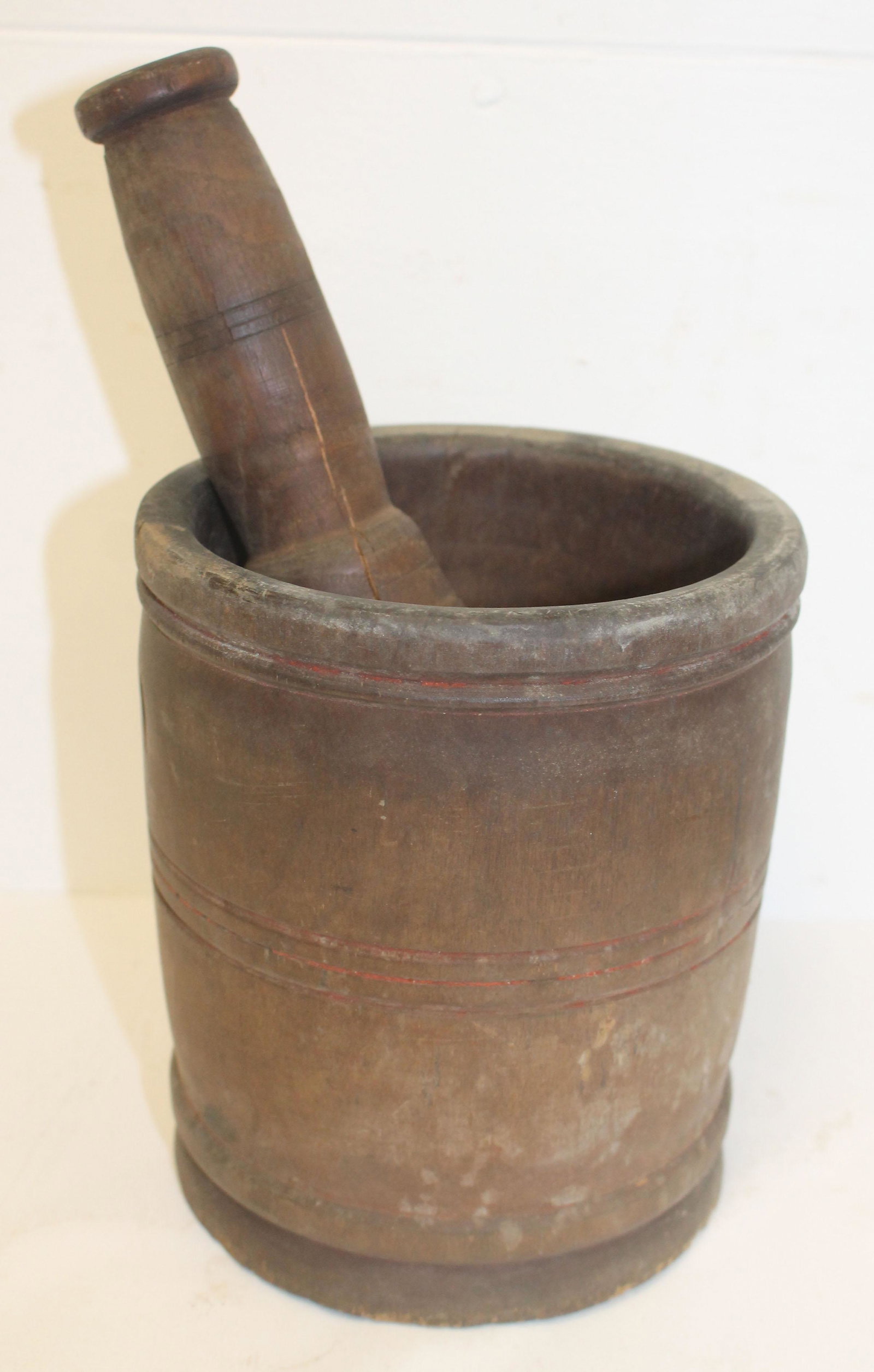 Antique mortar & pestle - 6"x5" diam mortar & 8 1/2": Antique mortar & pestle - 6"x5" diam mortar & 8 1/2" pestle