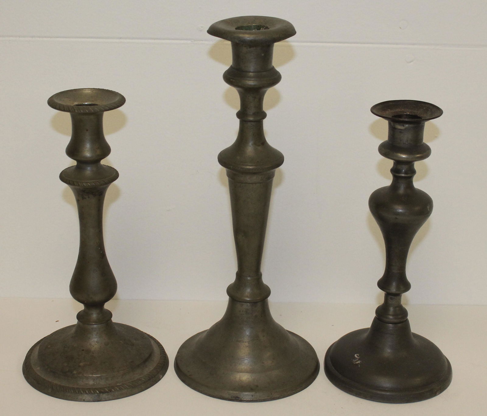 3 pewter candlesticks in various sizes & style - 10 (1 of 7)