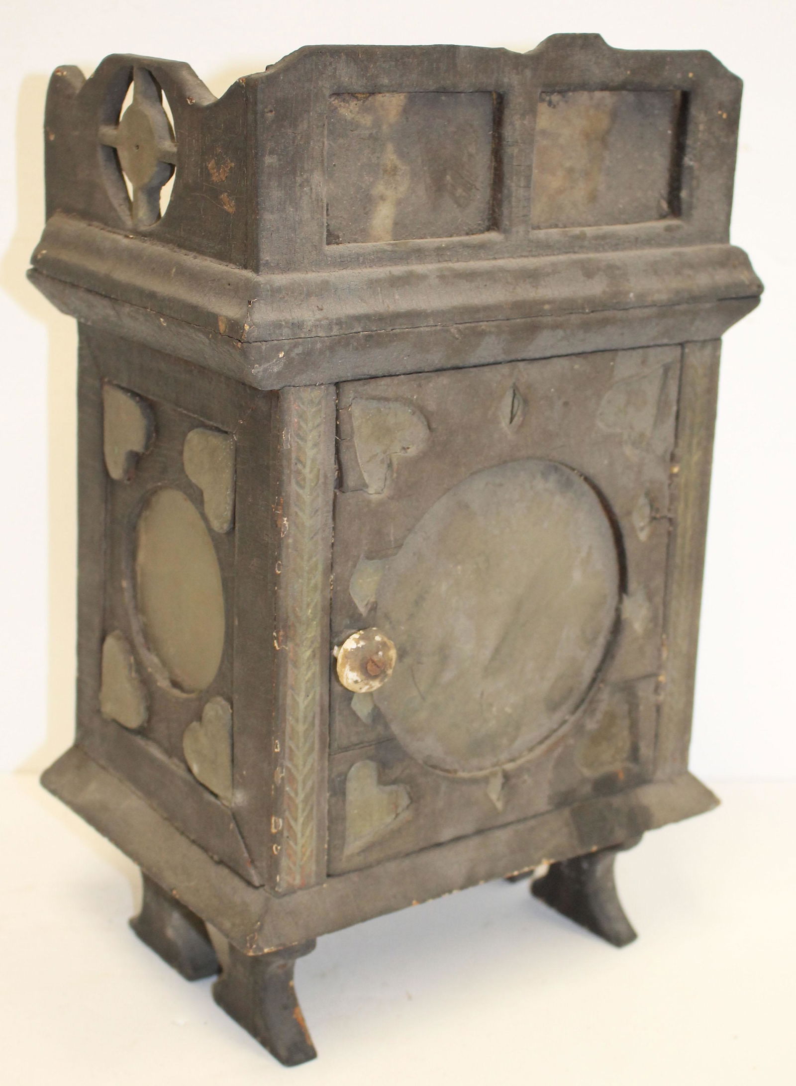 Tramp Art 1 door ftd keepsake or display box w heart (1 of 8)