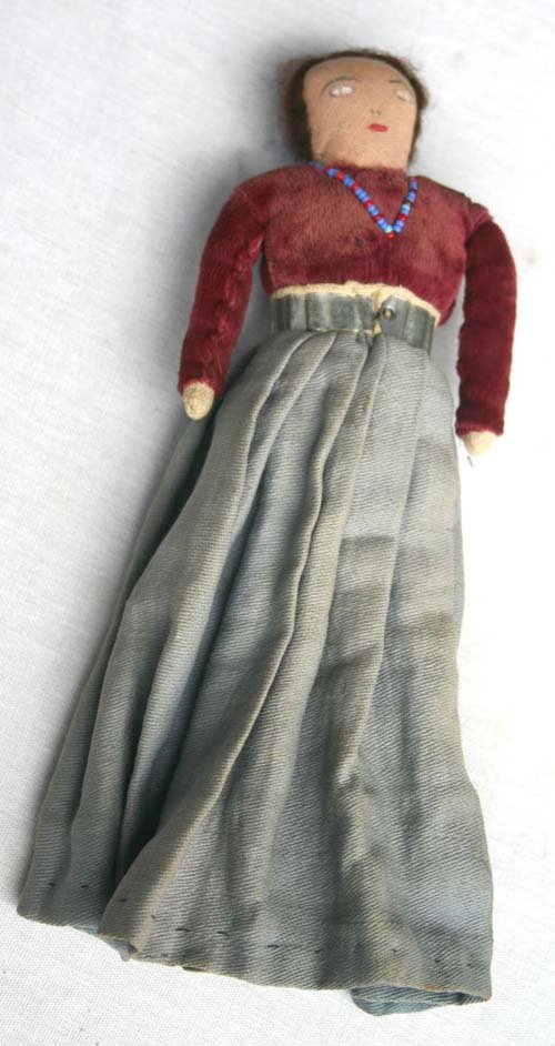 ca 1920-30 Navajo doll w glass bead necklace - 7 7