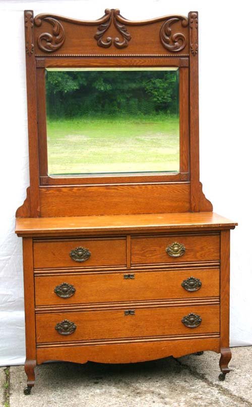 fine quality Vict carved oak 2 over 2 dresser w bev