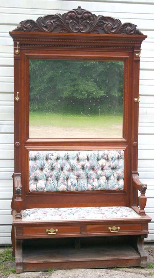 powerful Vict carved walnut 2 drawer hall seat w a