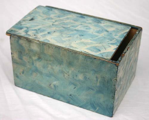 lot of 2 antique painted boxes incl sponge ptd gre