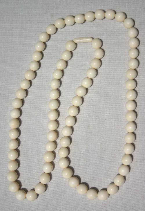 Wonderful antique 30" strand of elephant ivory be