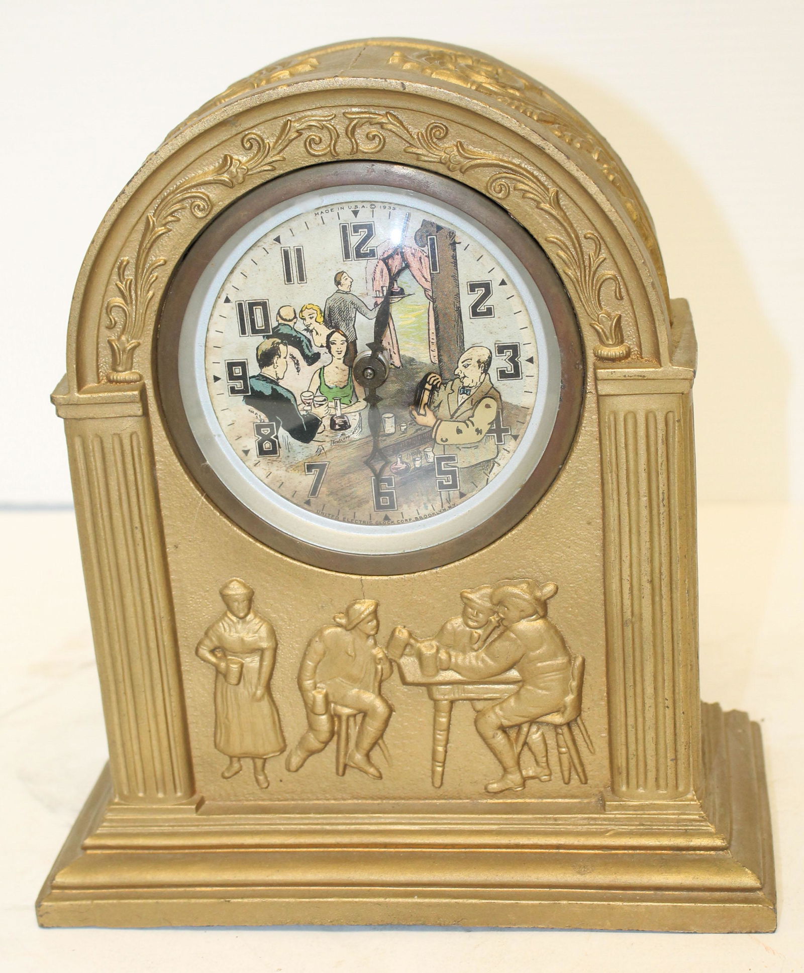 United Prohibition clock w bar tender automaton shaking (1 of 3)