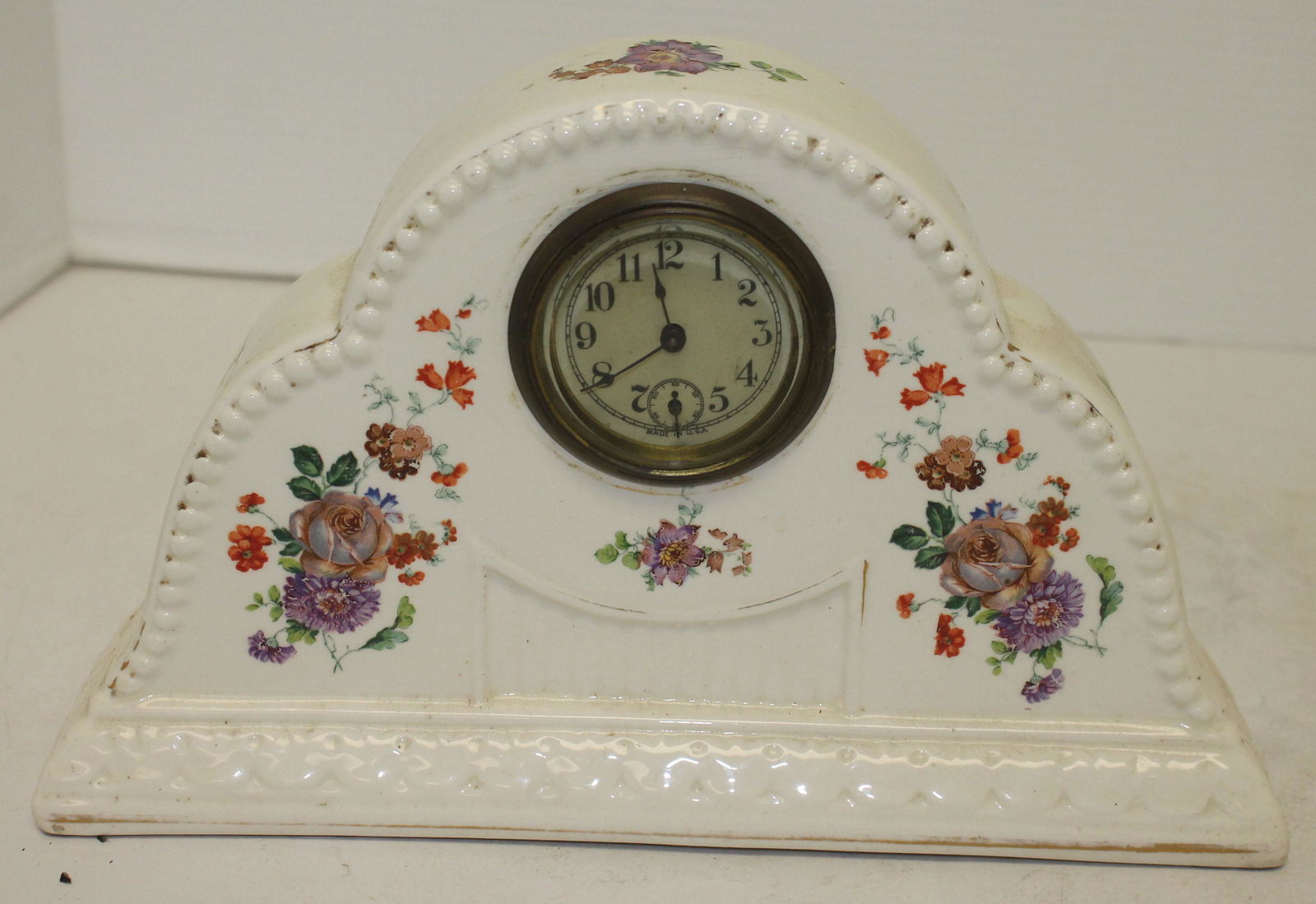 CT porcelain mantle clock w floral dec - 6" tall x 10" (1 of 4)