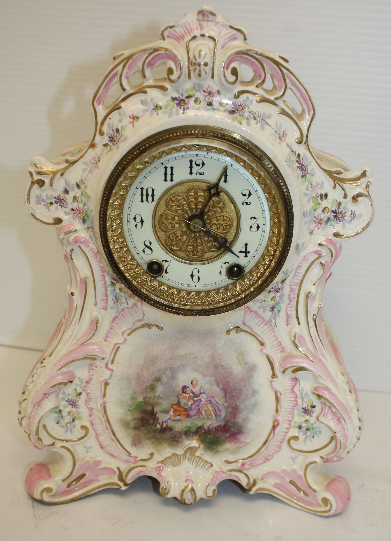 Waterbury porcelain mantle clock - 11 1/4" tall x 7: Waterbury porcelain mantle clock - 11 1/4" tall x 7 3/4" wide