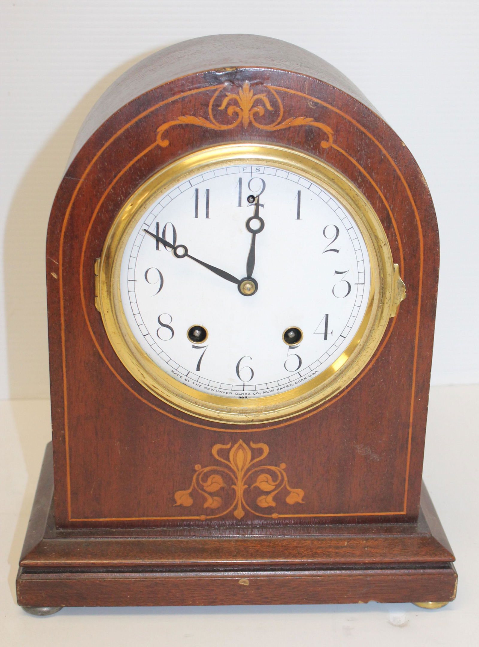 New Haven Clock Co beehive clock w inlaid case - 12" (1 of 6)
