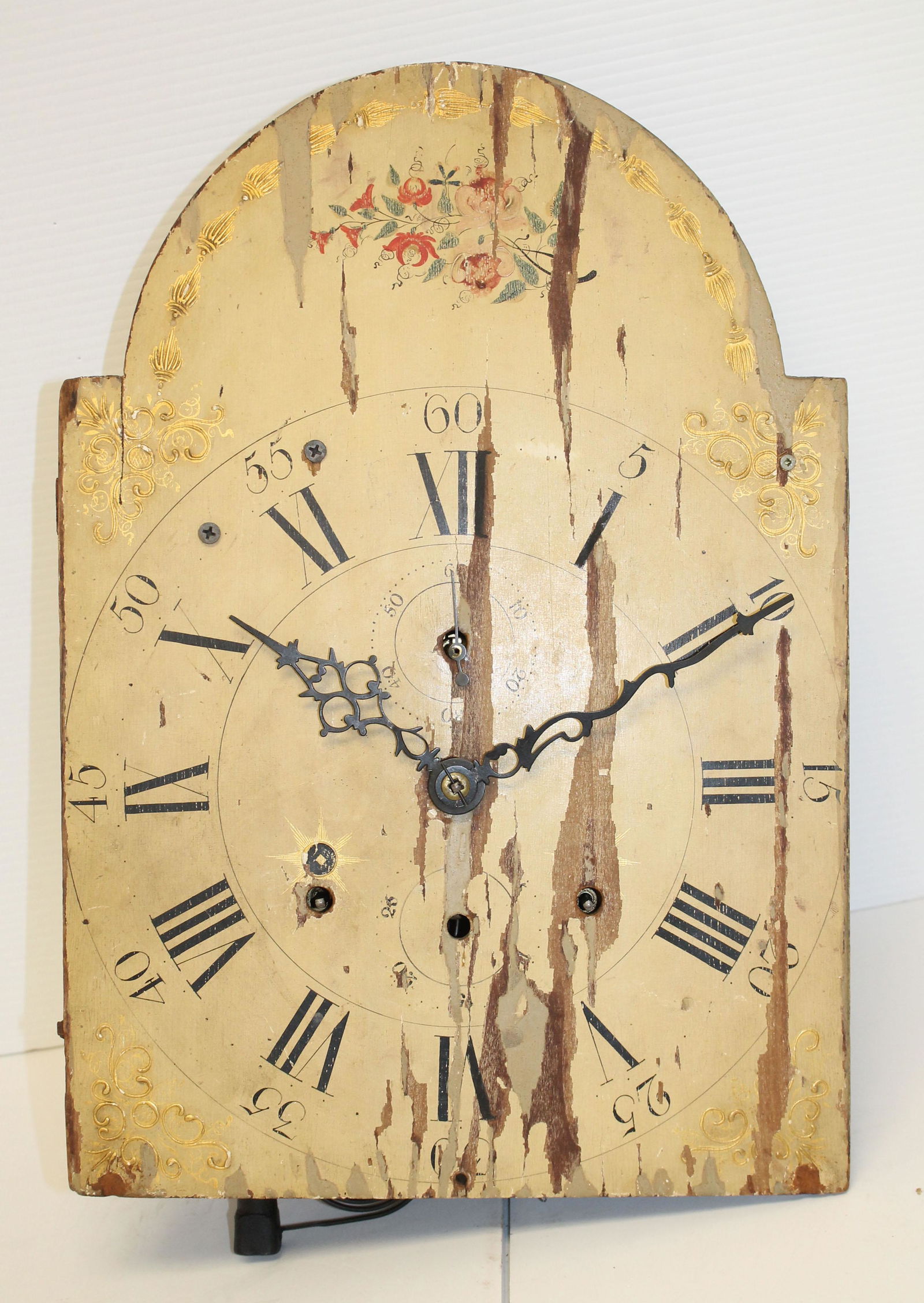 Antique wag on the wall clock - 16 1/2" x 11 1/4" clock (1 of 5)