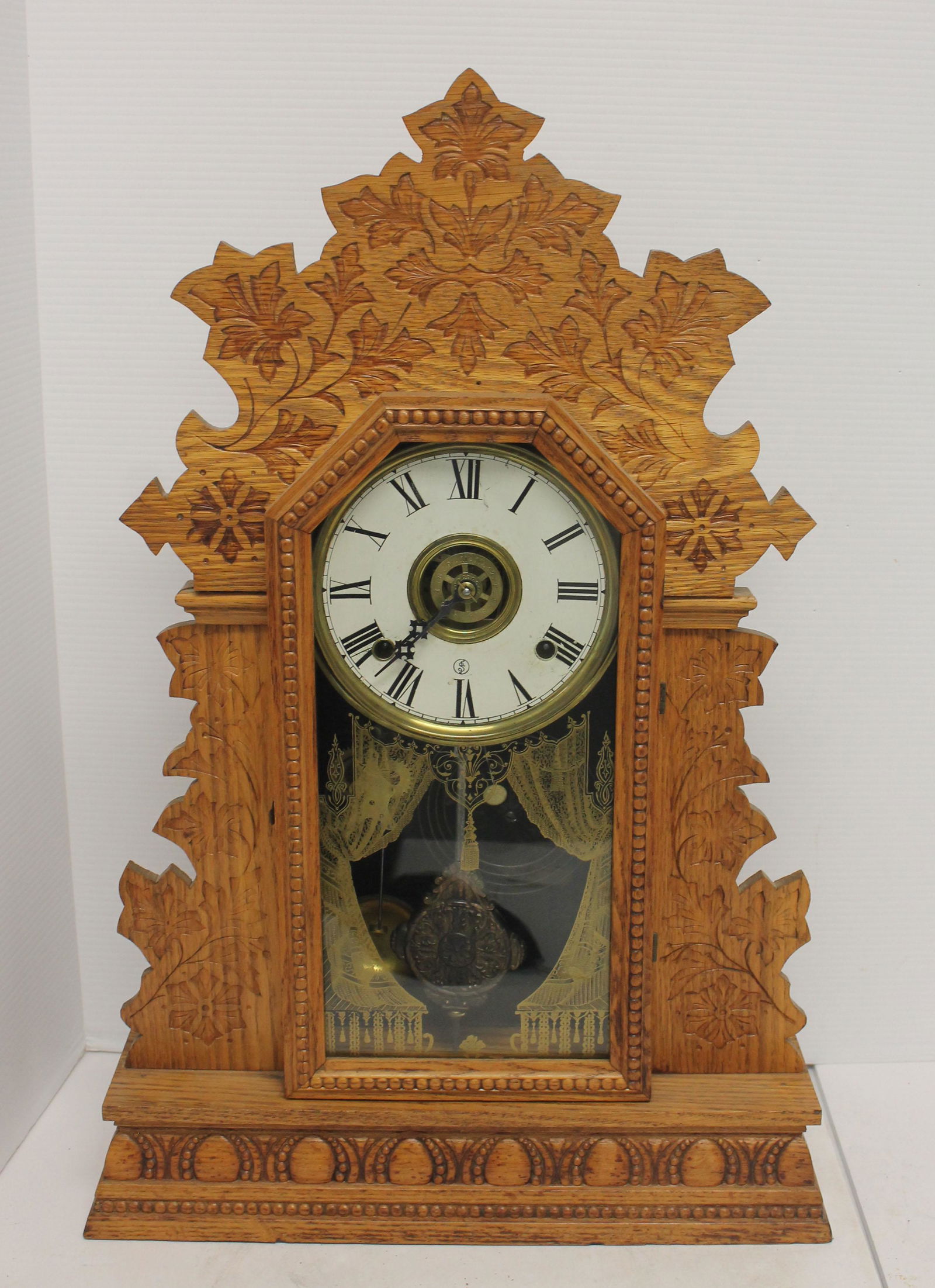 Oak Gingerbread clock - 23 1/2"x15 3/4" (1 of 5)