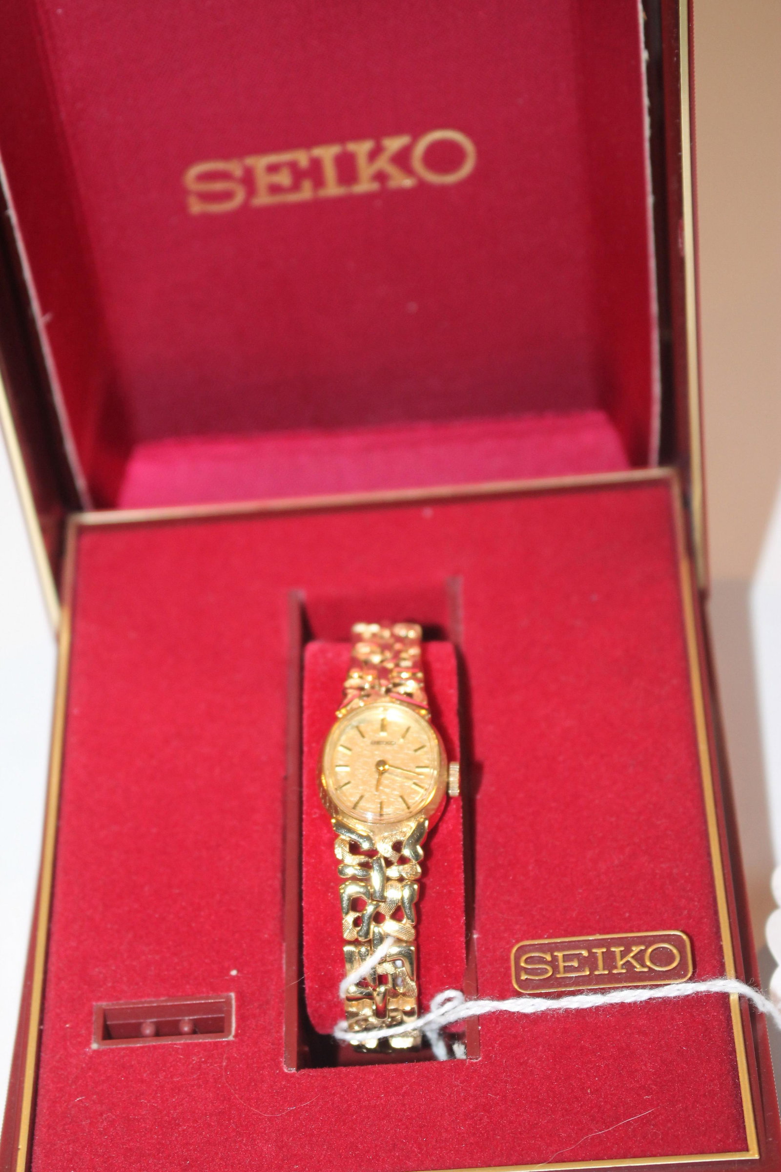 Seiko Watch Co ladies wrist watch in orig box: Seiko Watch Co ladies wrist watch in orig box
