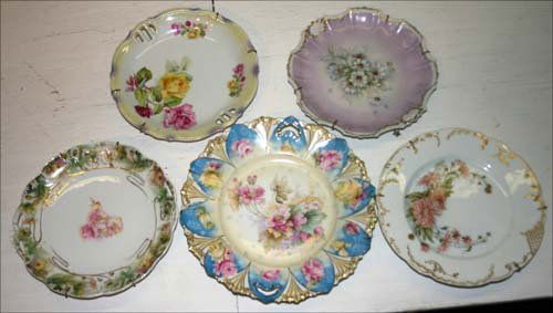 lot of 30 pcs porcelain plates & bowls - English,: lot of 30 pcs porcelain plates & bowls - English, Russian, Noritake, Bavaria, Royal Bayreuth, French, etc