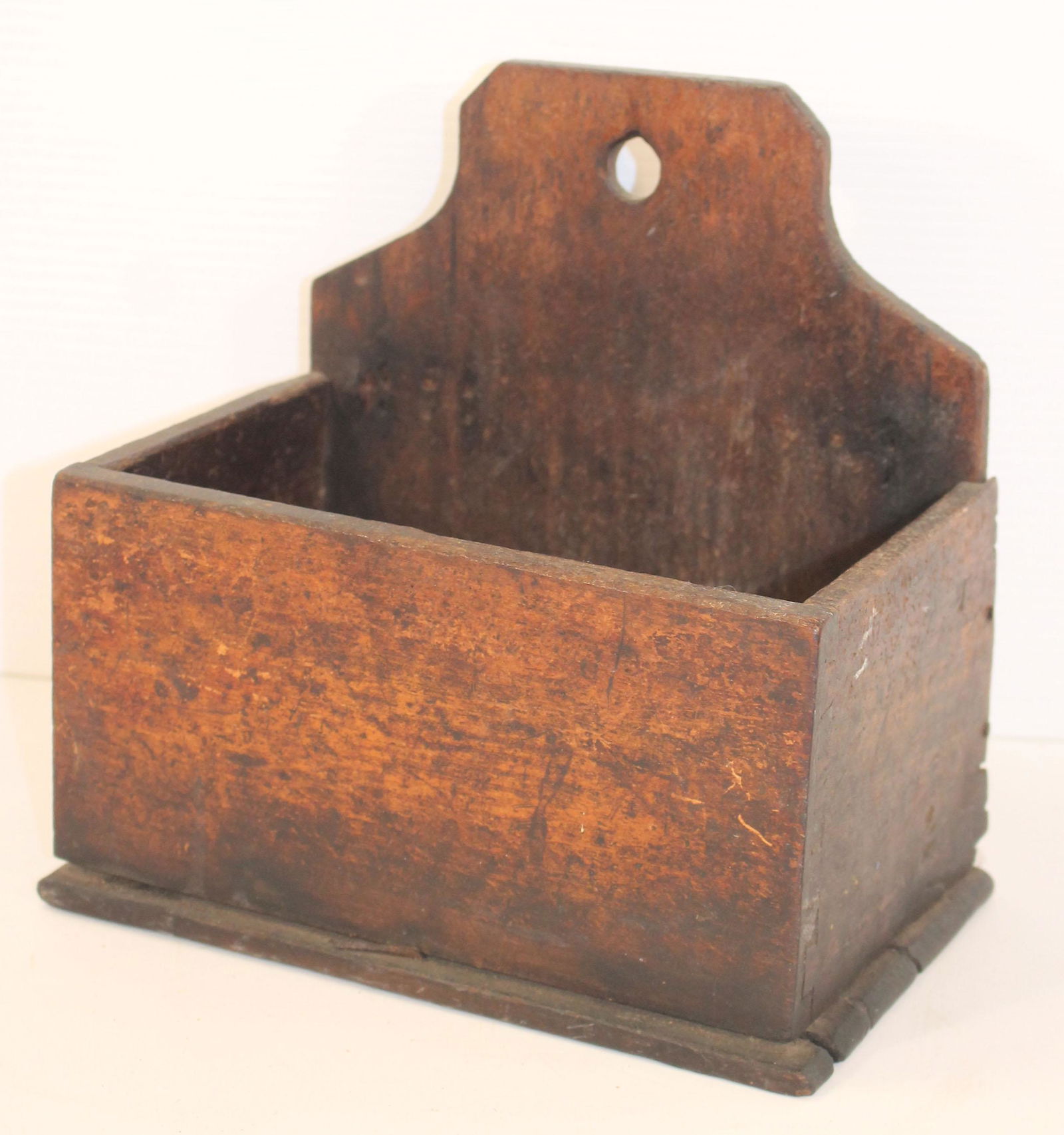 Antique wall box w shaped crest - as found - 8 1/2" (1 of 6)