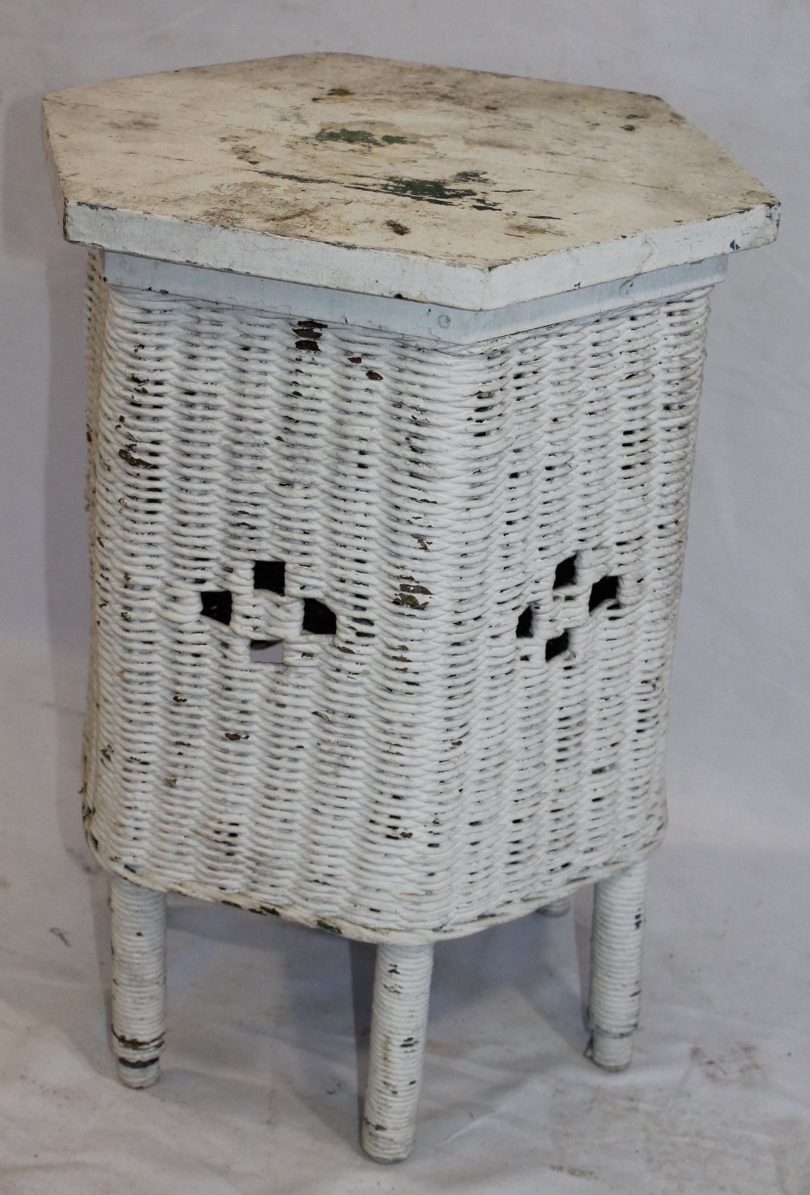 Antique wicker heagonal taboret in white paint - 20: Antique wicker heagonal taboret in white paint - 20 1/2" tall x 16" wide