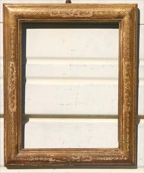 Fine Max Kuehne incised gold gilt frame (slight war: Fine Max Kuehne incised gold gilt frame (slight ware) - 9 3/4 x 7 1/2 (Max Kuehne painting was once in it) - (12 1/2 x 10 overall)