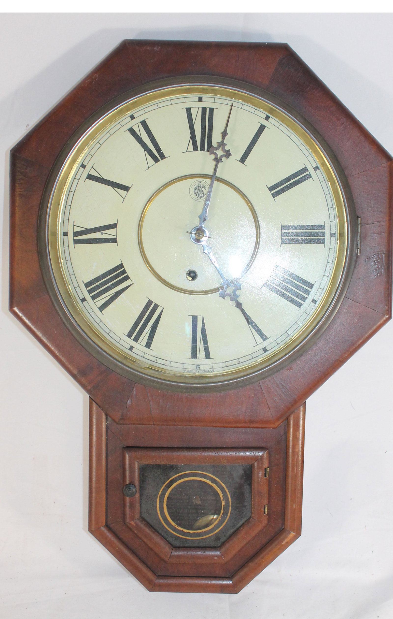 Waterbury Clock Co Regulator wall clock (1 of 5)