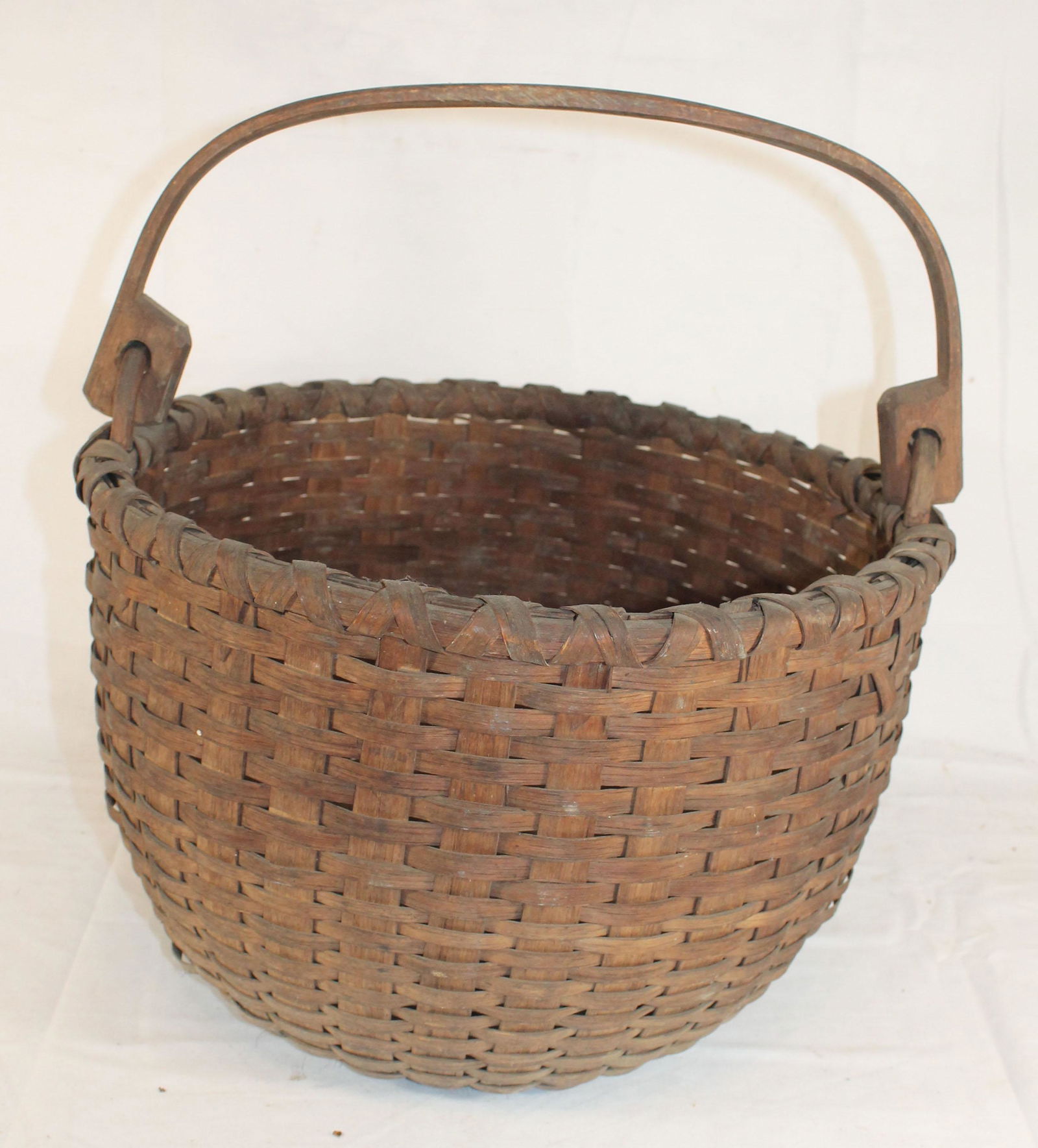 Large antique swing handled basket - 10 1/3"x15" (1 of 5)