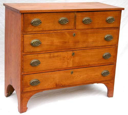 Southern NH late period Chippendale 2 over 3 drawe: Southern NH late period Chippendale 2 over 3 drawer birch unusual bracket base chest