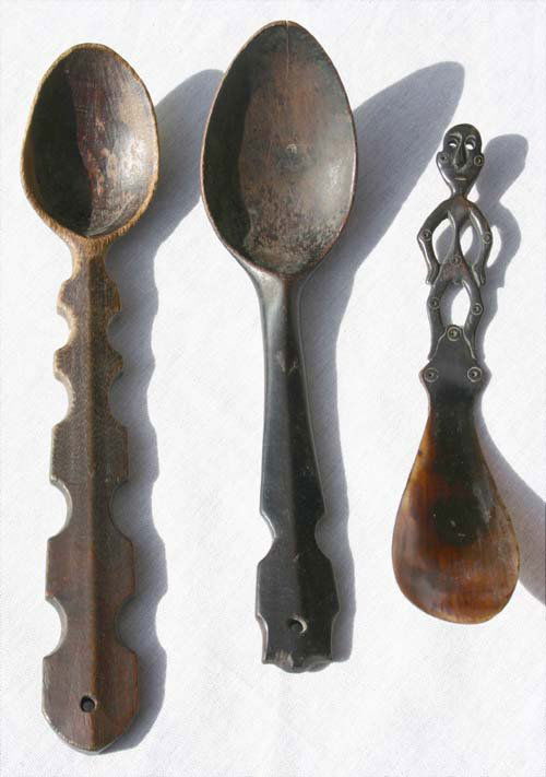 antique Native American lot incl 2 wooden spoons &: antique Native American lot incl 2 wooden spoons & effigy horn spoon