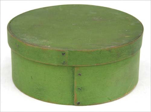 ca 1860-70 round pantry box in green paint - 8" di: ca 1860-70 round pantry box in green paint - 8" diam