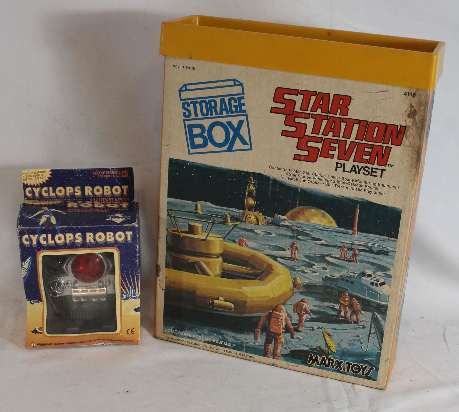 Space toy lot incl Marx Star Station Seven play set in (1 of 3)
