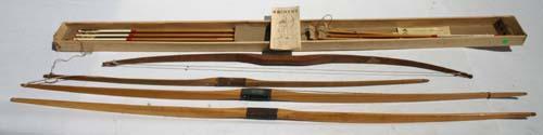 orig boxed Ben Pearson Champion wooden bow & arrow: orig boxed Ben Pearson Champion wooden bow & arrow set
