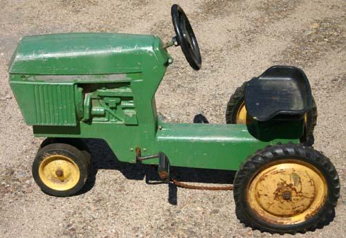 antique john deere pedal tractor