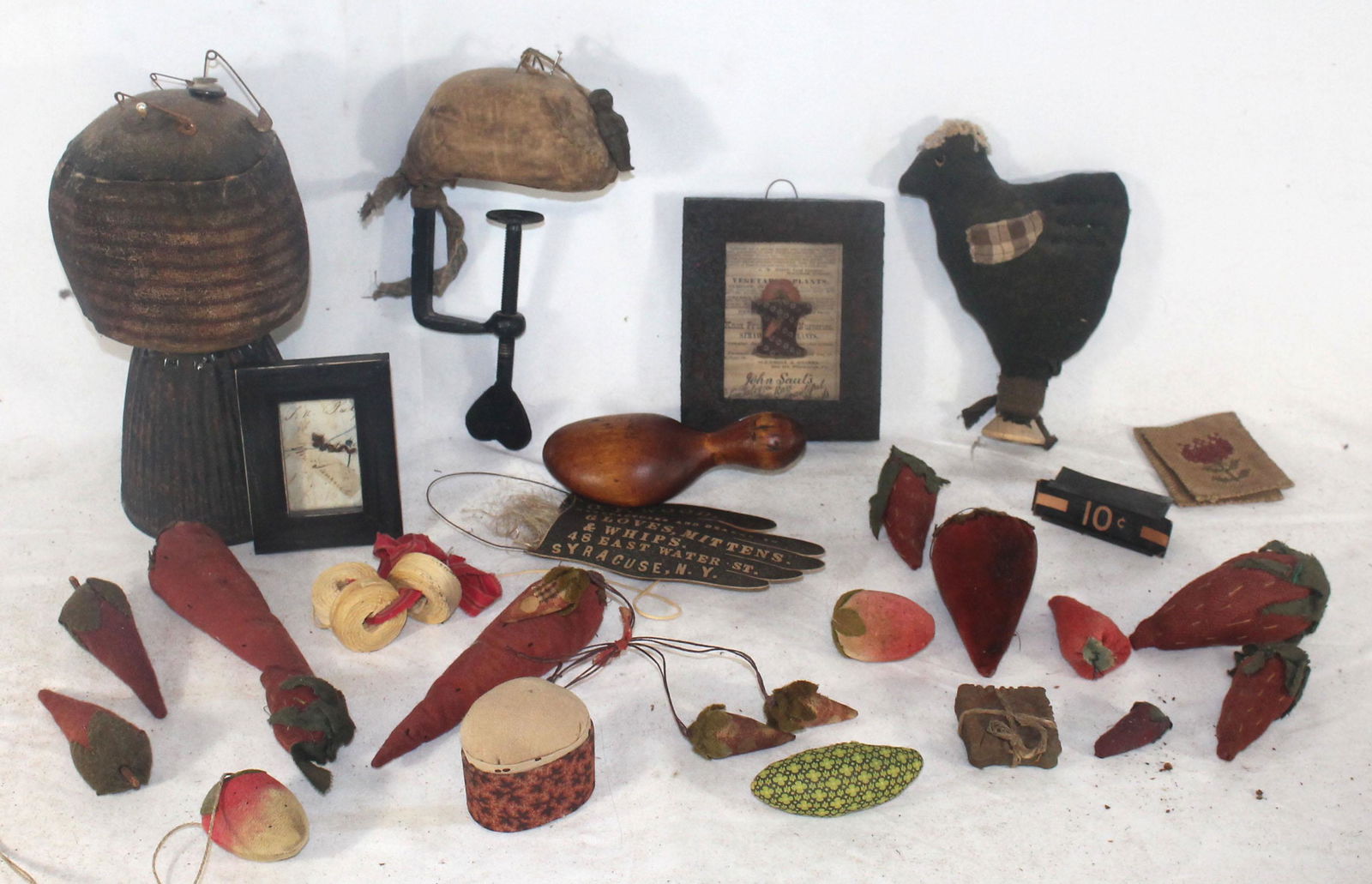 Contemporary lot of sewing items & related items made w (1 of 9)