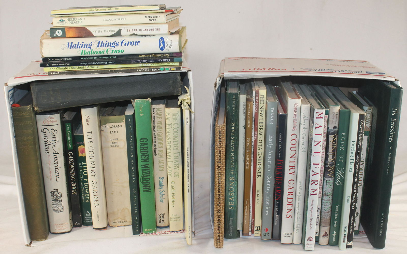 Collection of Gardening books (1 of 3)