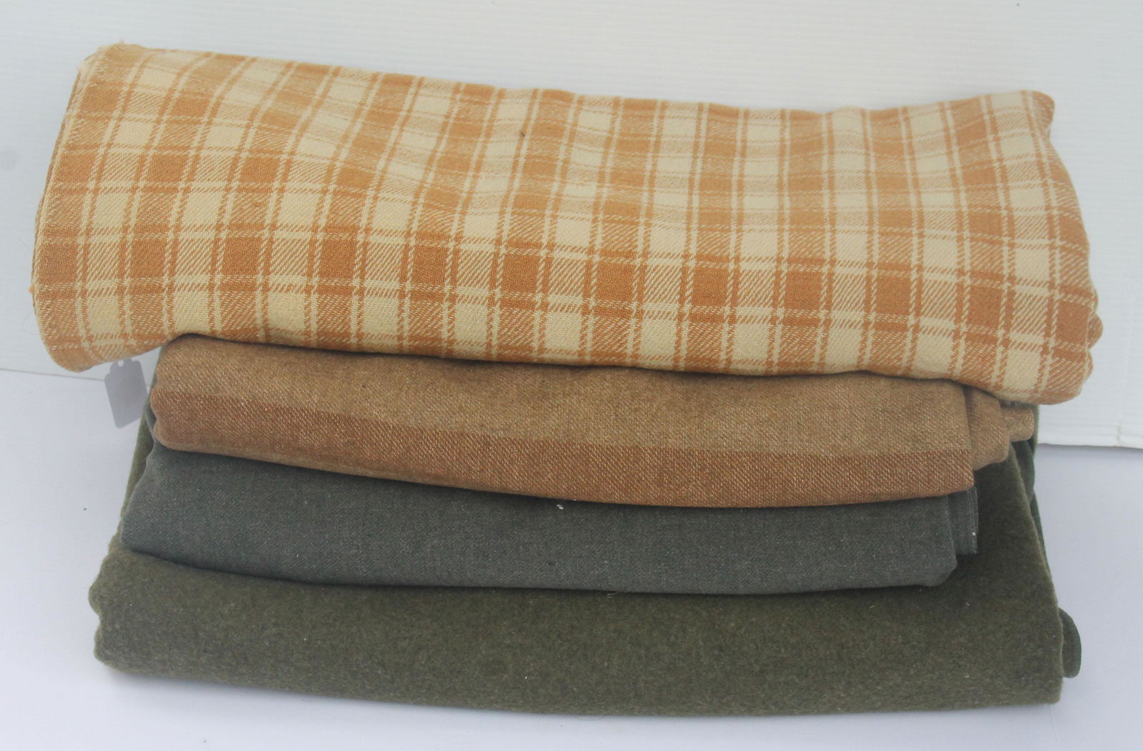 Wonderful mustard & natural woven blanket together w 3 (1 of 6)