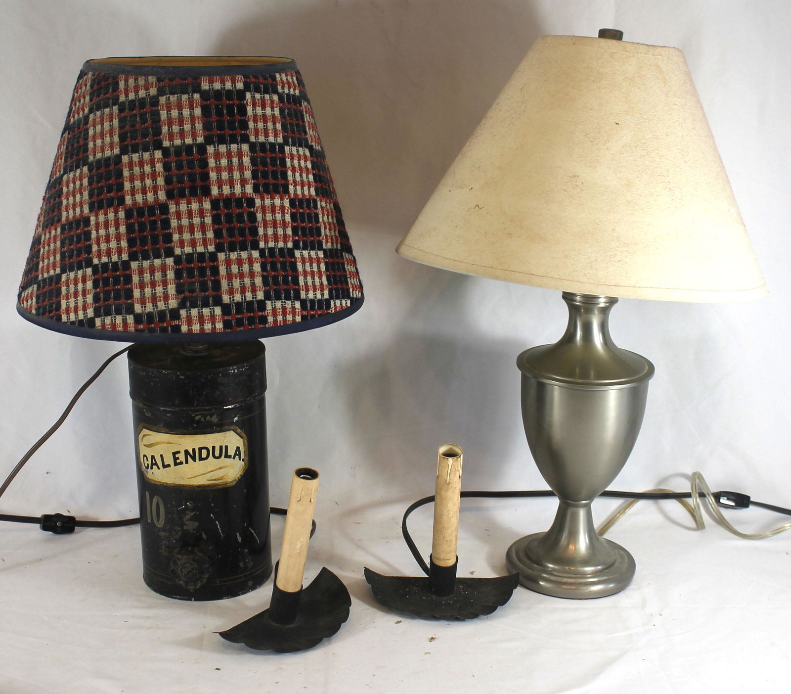 4 pc lighting lot incl contemporary pewter lamp w (1 of 5)