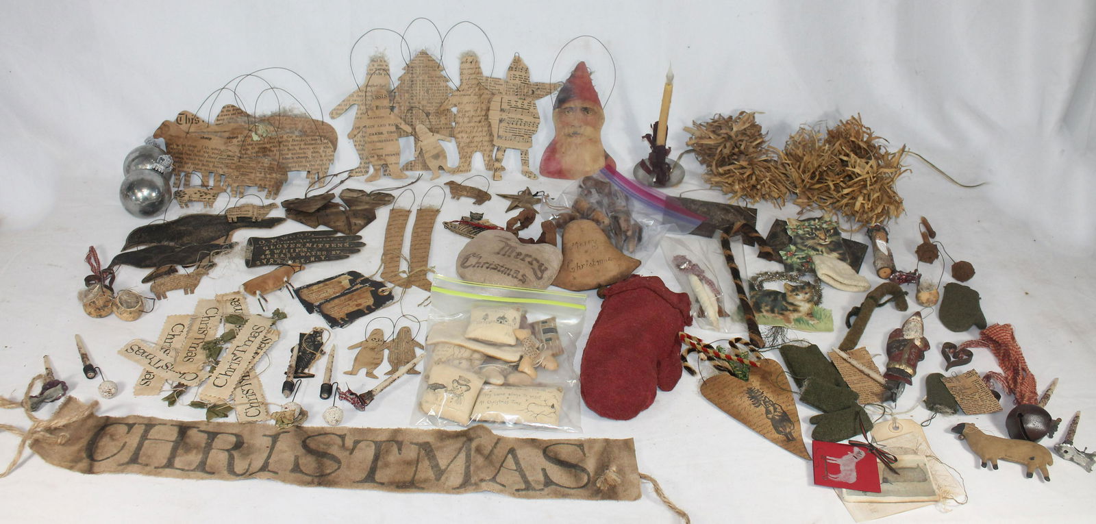 Contemporary primitive handmade lot of Christmas themed (1 of 10)