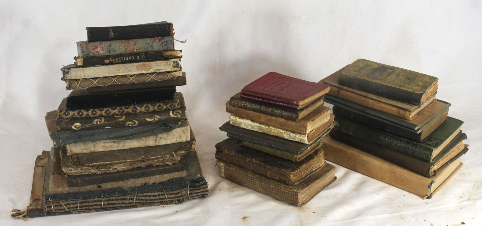 Approx 30 early books incl legders (1 of 5)